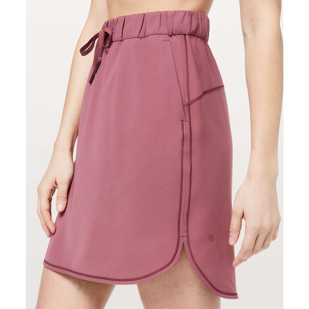 LULULEMON On The Fly Woven Skirt Size 12 Misty Merlot - Picture 3 of 8